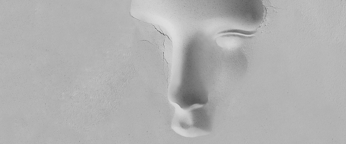 concrete casting of a face